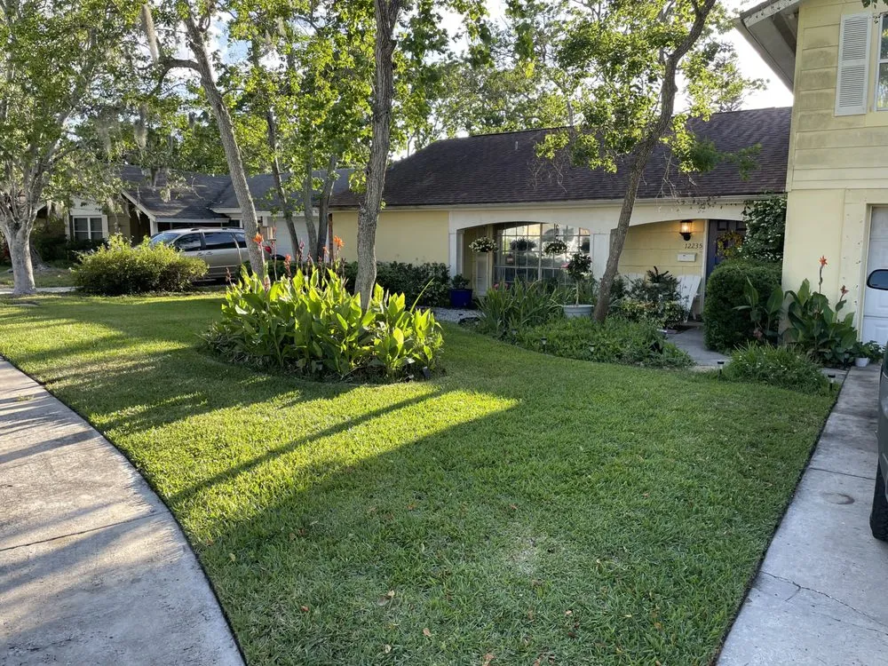 Local lawn mowing service for homes in Hudson, FL by Pristine Property Maintenance