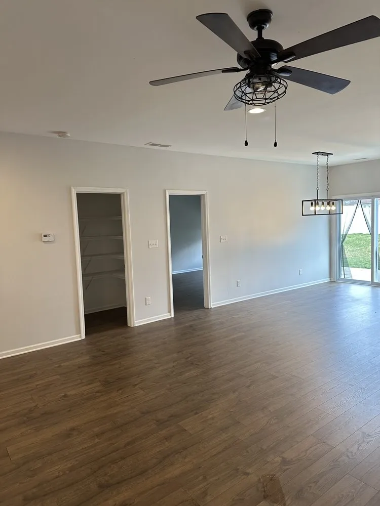 Top-rated yard cleanup service for year-round maintenance across Valparaiso, IN - Pristine Property Management