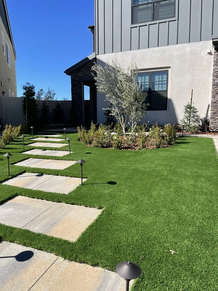 Professional yard cleanup service in Orange, CA - Pristine Scapes