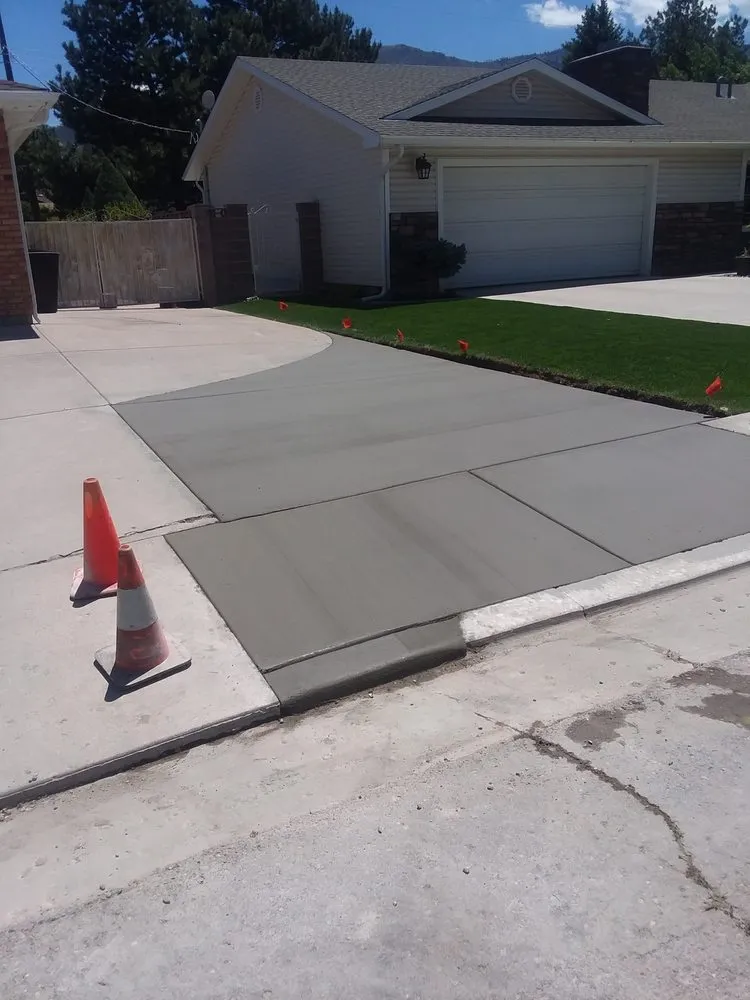 Custom landscape design in Muskogee, OK by Pristine Services