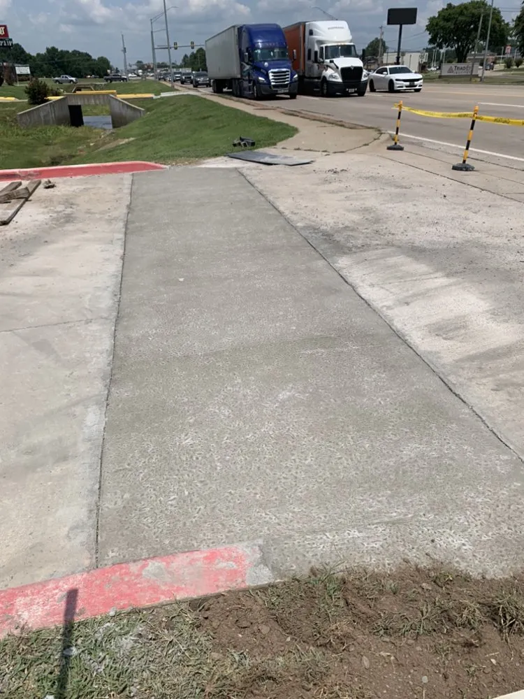 Top-rated outdoor landscaping for beautiful yards in Muskogee, OK by Pristine Services