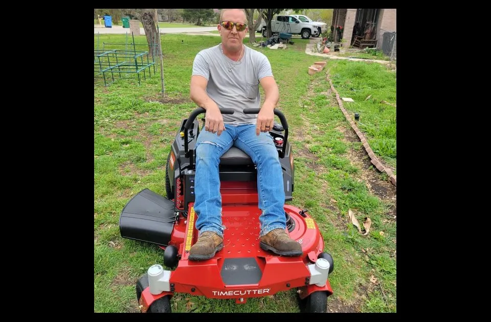 Reliable yard maintenance for residential properties across Pflugerville, TX - Pristine Tree & Lawn Service