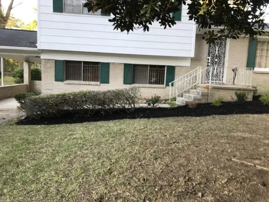 Pro Bro's Landscaping Logo