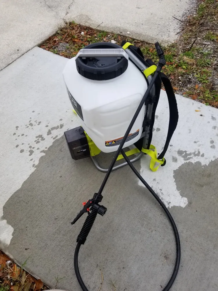 Local lawn mowing service experts serving Panama City, FL - Pro Build Cleaning