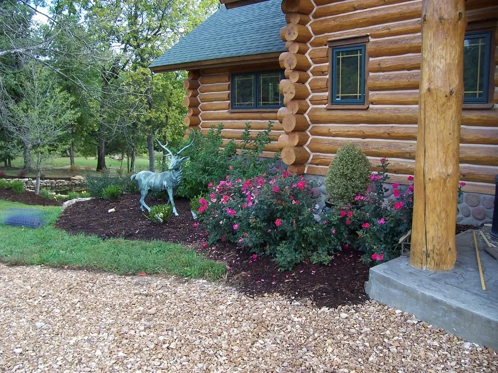 Top-rated lawn mowing service in Fenton, MO by Pro Care Landsaping