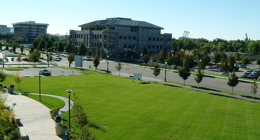 Expert garden landscaping in Garden City, ID by Pro Care Landscape Services