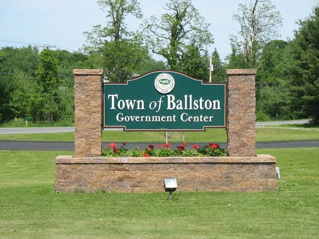 Top-rated lawn mowing service in Charlton, NY - Pro-Cut Landscape Services