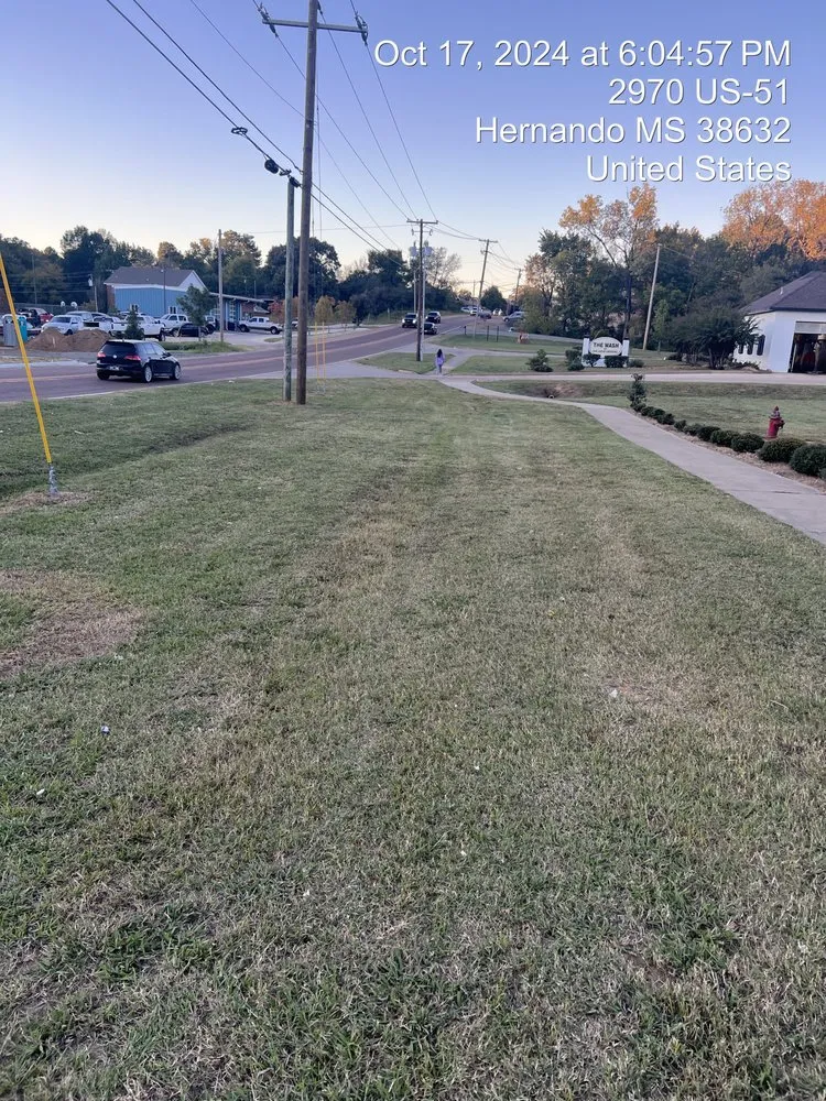 Affordable residential landscaping in Southaven, MS by Pro Cut Lawn Care