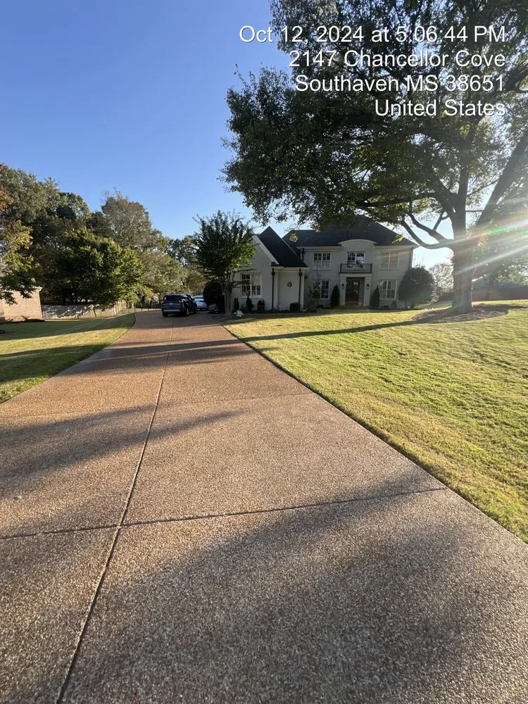 Reliable garden landscaping for homes across Southaven, MS - Pro Cut Lawn Care