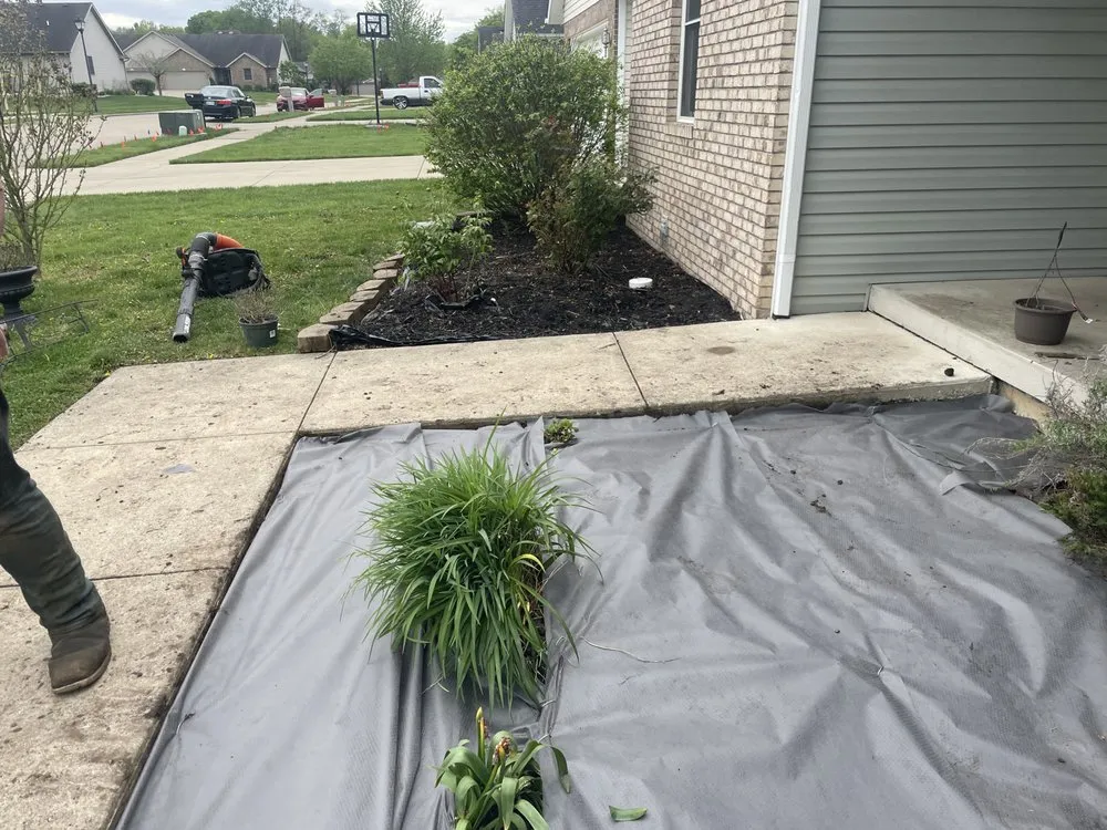 Trusted garden landscaping in West Terre Haute, IN by Pro Cut Lawn Care