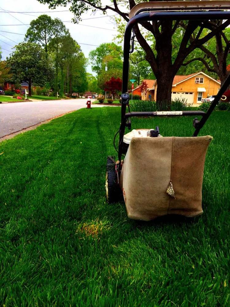 Custom lawn mowing service in Bastrop, TX by Pro-Cut Lawn Service