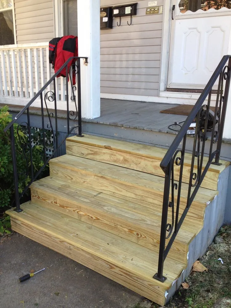 Affordable residential landscaping in Branford, CT by PRO-CUT Lawn Service