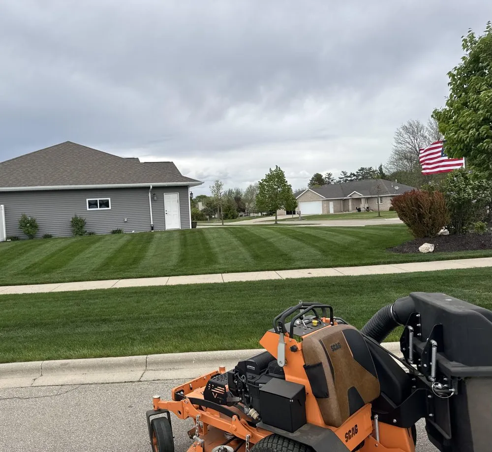 Custom lawn care service near you across Green Bay, WI - Pro Cut Lawn Services