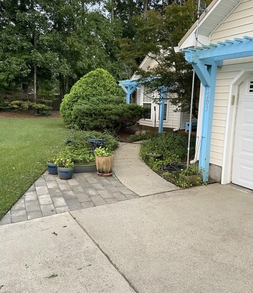 Affordable residential landscaping experts serving Havelock, NC - Pro Edge Lawn Care And Maintenance