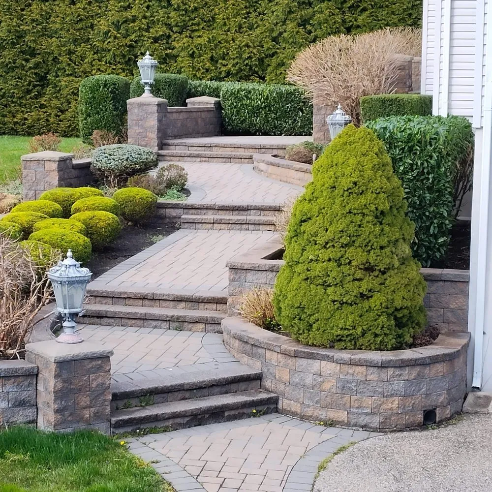 Top-rated yard maintenance for beautiful yards in Freehold, NJ by Pro Gonzalez Landscaping
