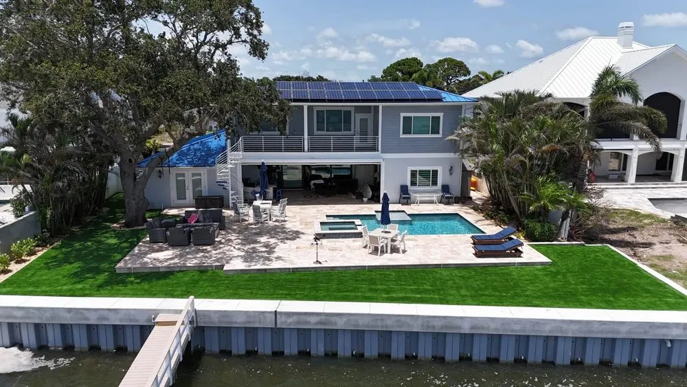 Professional garden landscaping in St. Petersburg, FL - Pro Green Grounds Maintenance