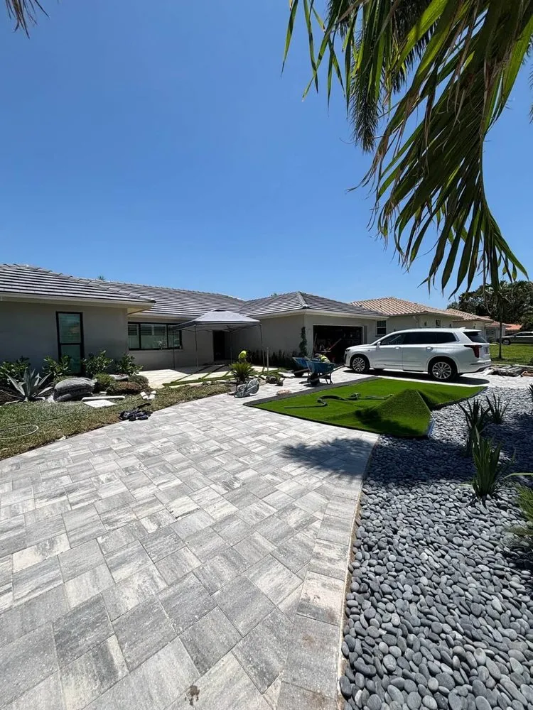 Local outdoor landscaping near you in St. Petersburg, FL by Pro Green Grounds Maintenance