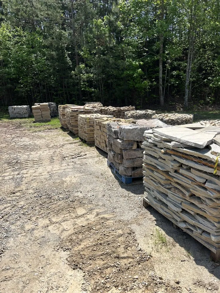 Custom outdoor landscaping in Ellijay, GA - Pro Green Landscape Supply