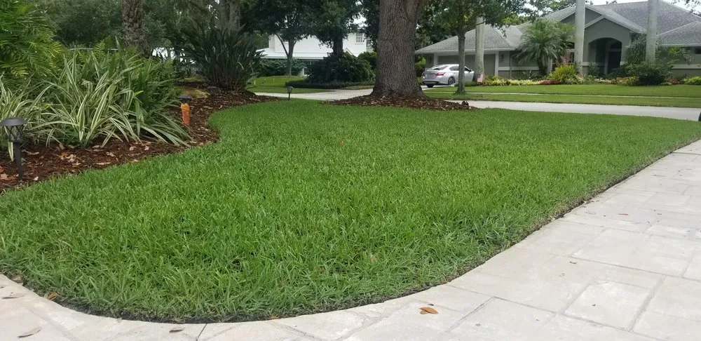 Affordable landscape installation for beautiful yards across Stuart, FL - Pro Green Lawn Spray