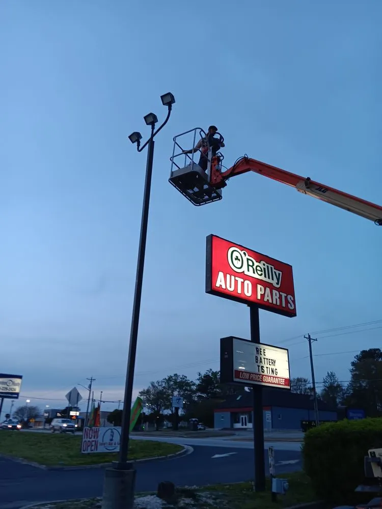 Local lawn care service in Walhalla, SC by PRO Handyman & Lawn Care