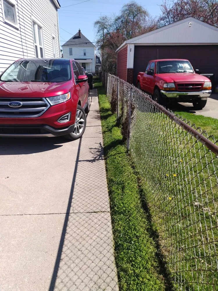 Affordable landscaping services for year-round maintenance in Detroit, MI by Pro Haul Away