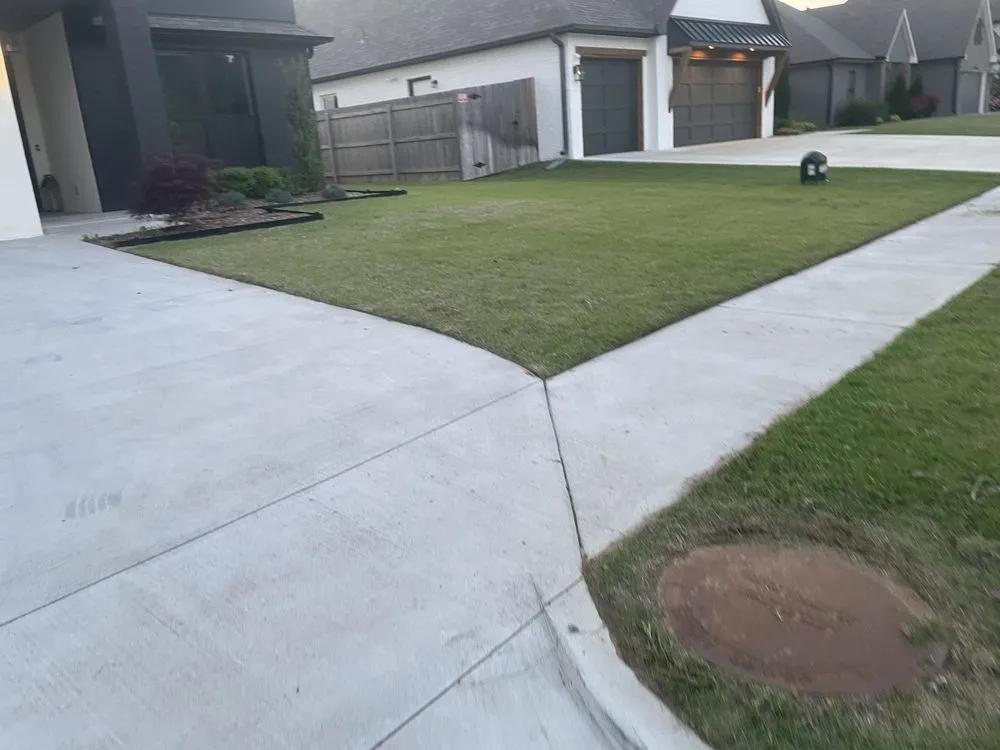 Professional residential landscaping experts serving Broken Arrow, OK - Pro Journey Mowing Services