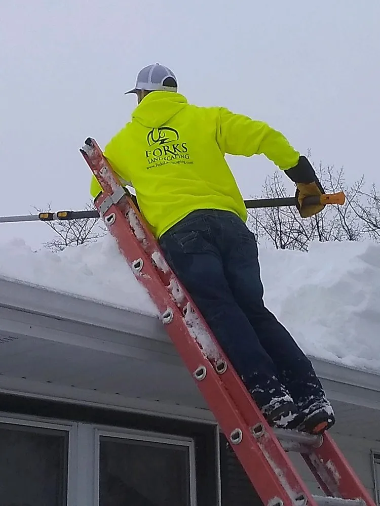 Trusted garden landscaping in East Grand Forks, MN - PRO Land | Snow