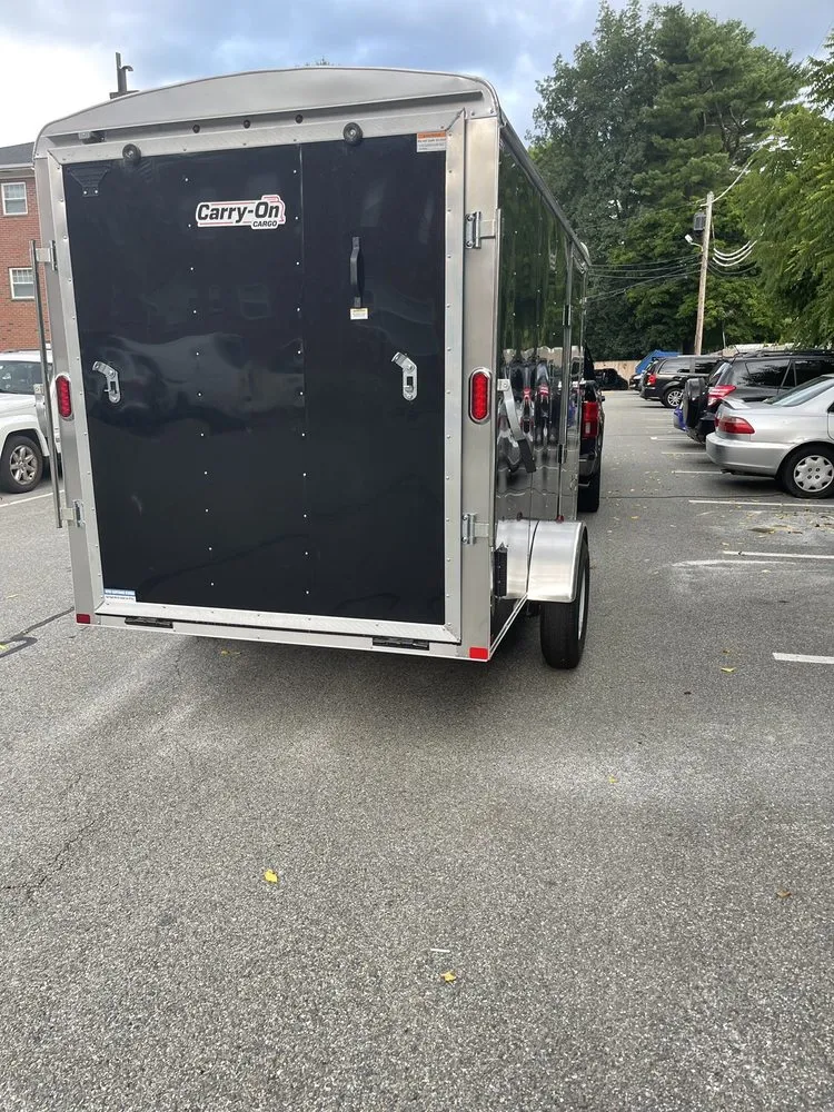 Local yard maintenance experts serving Beverly, MA - PRO Landscape & Services