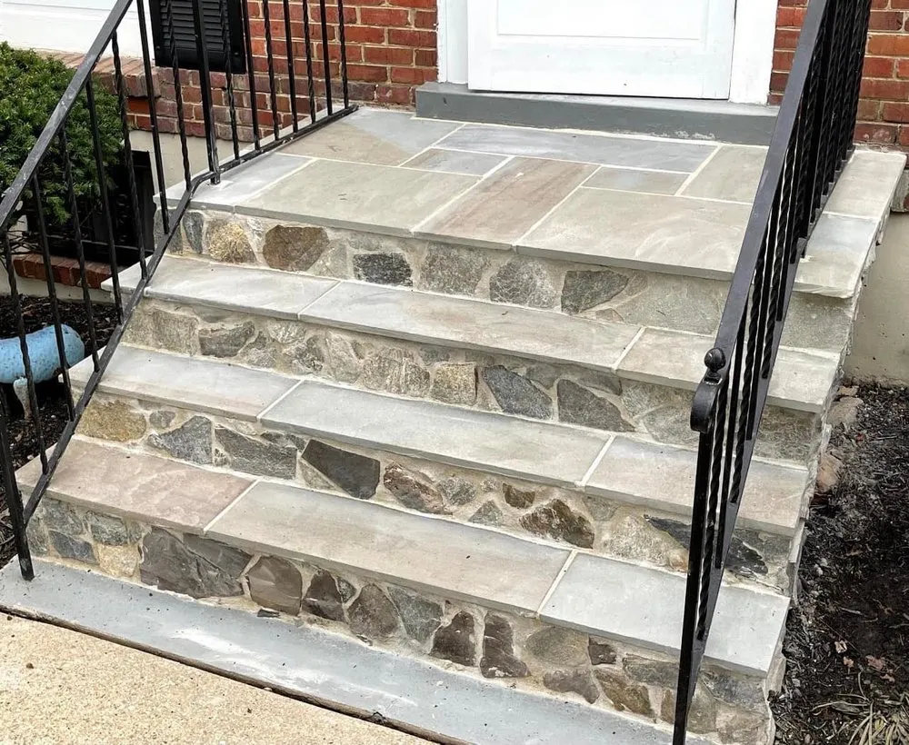 Top-rated yard maintenance in Dayton, MD by Pro Landscapes