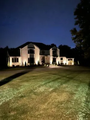 PRO Lawn & Landscape Logo