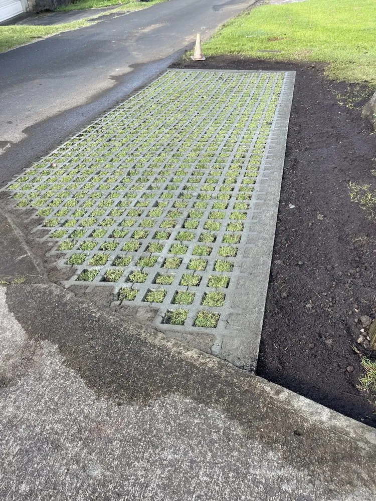 Custom landscaping services in Kailua, HI by Pro Lawn & Landscape