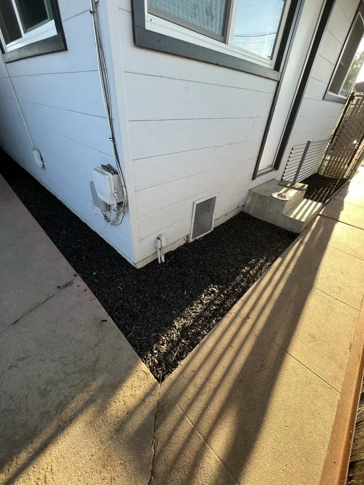 Reliable landscaping services for beautiful yards in Salinas, CA by Pro Lawn and Haul