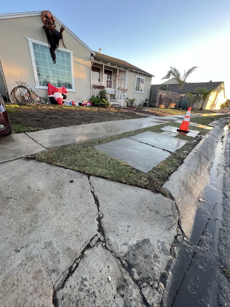 Local garden landscaping experts serving Salinas, CA - Pro Lawn and Haul