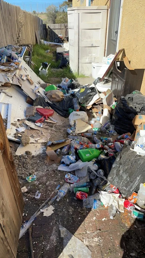 Reliable landscaping services experts serving Salinas, CA - Pro Lawn and Haul