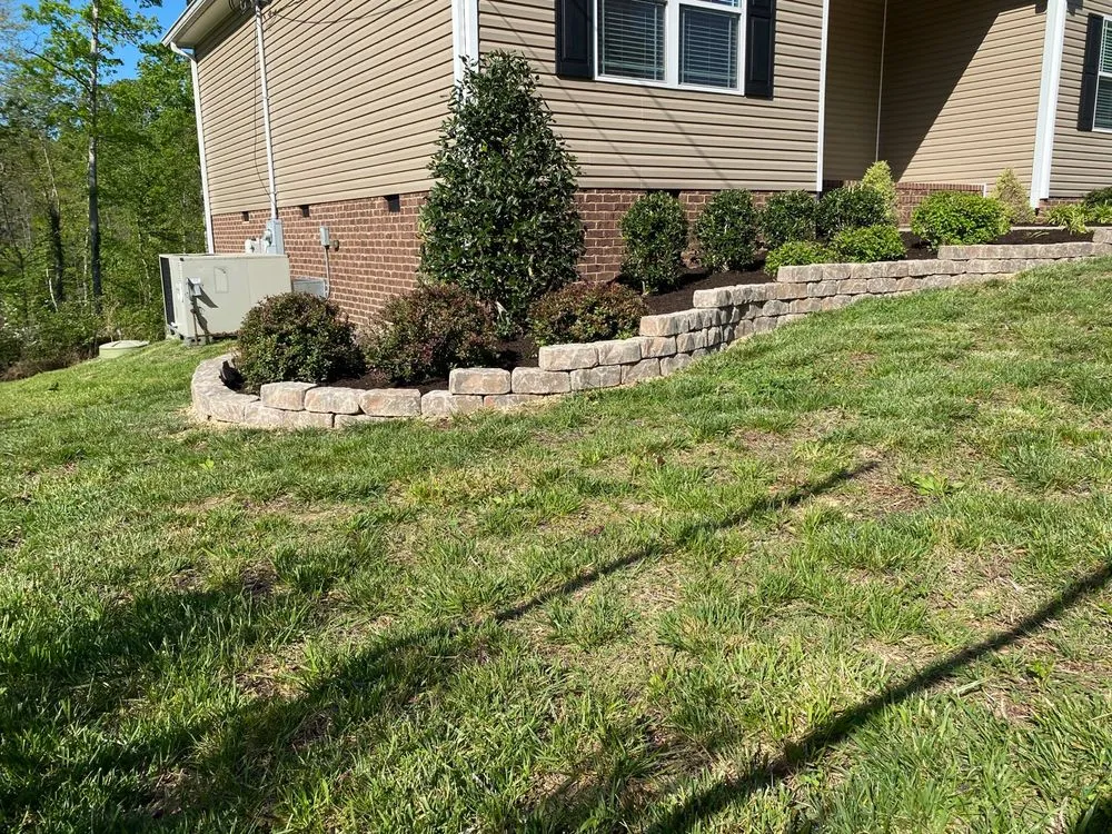 Local lawn mowing service experts serving White Bluff, TN - Pro Lawn and Landscape