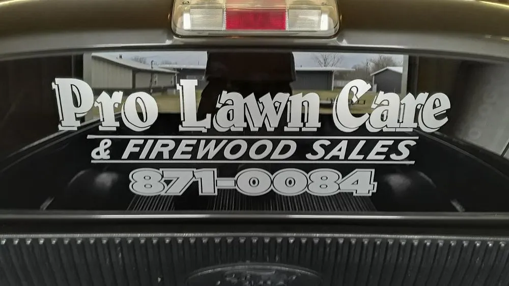 Affordable lawn care service experts serving Madisonville, KY - Pro-Lawn Care of Hopkins