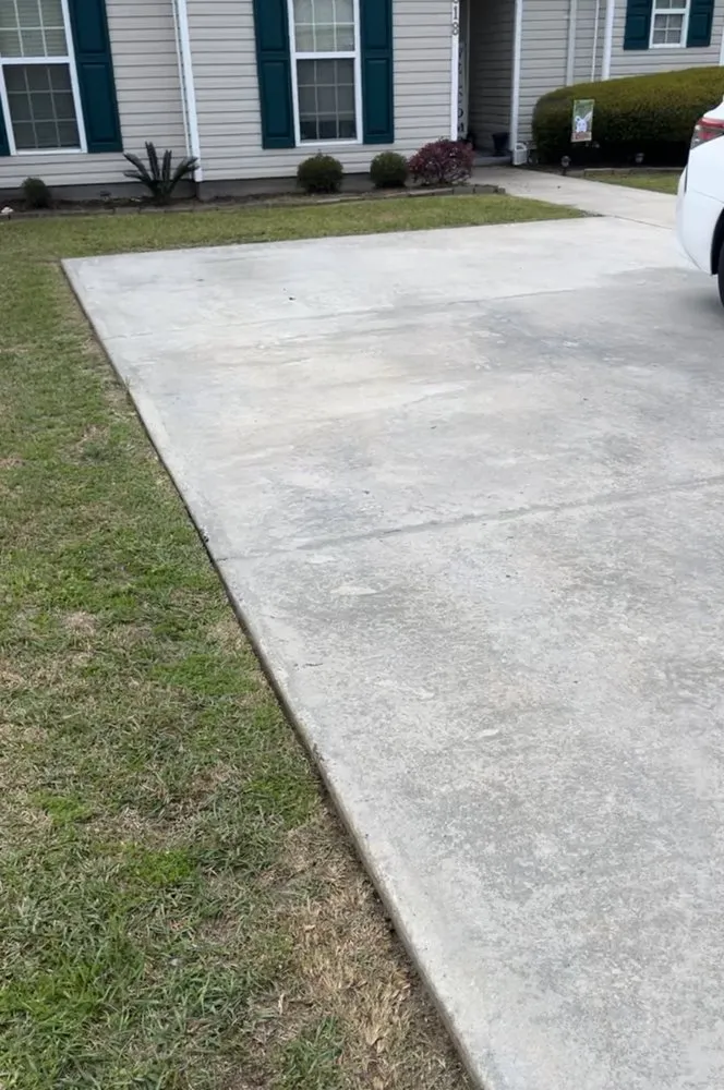 Custom yard maintenance experts serving Barney, GA - Pro Lawn Cuts