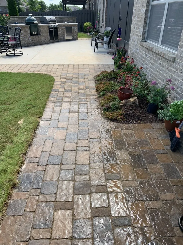 Reliable yard maintenance in Albertville, AL - Pro lawns and landscaping