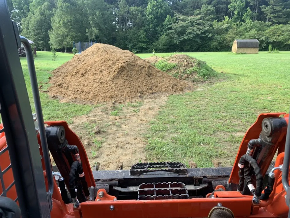 Reliable yard cleanup service in Albertville, AL - Pro lawns and landscaping