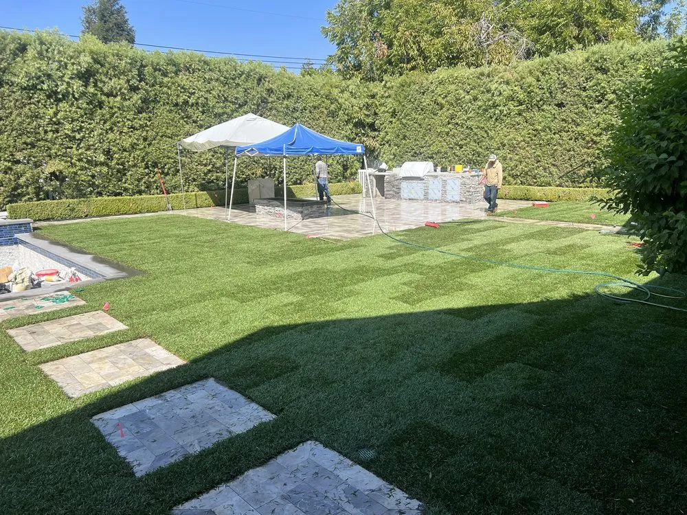 Professional garden landscaping in Thousand Oaks, CA by Pro Lawns Landscape