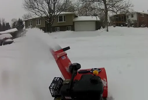 Reliable landscaping services experts serving Ofallon, MO - Pro-Lawns