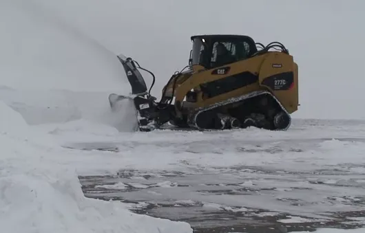 Affordable lawn care service for year-round maintenance across Ofallon, MO - Pro-Lawns