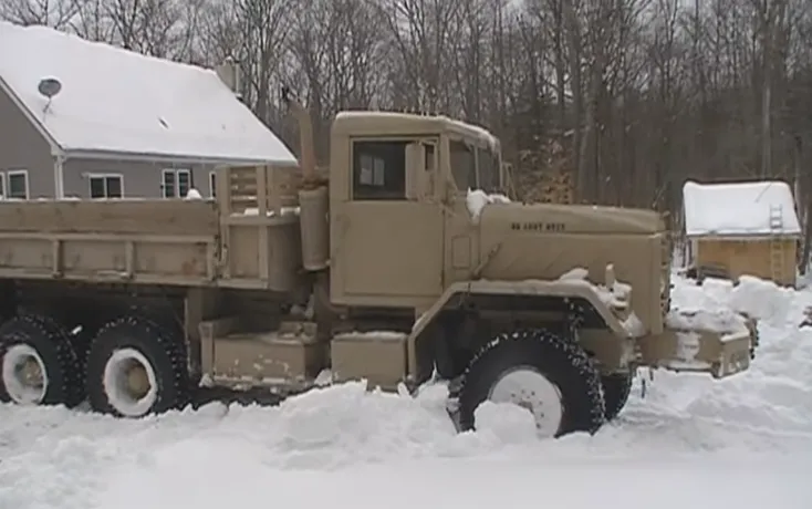 Custom landscaping services experts serving Ofallon, MO - Pro-Lawns