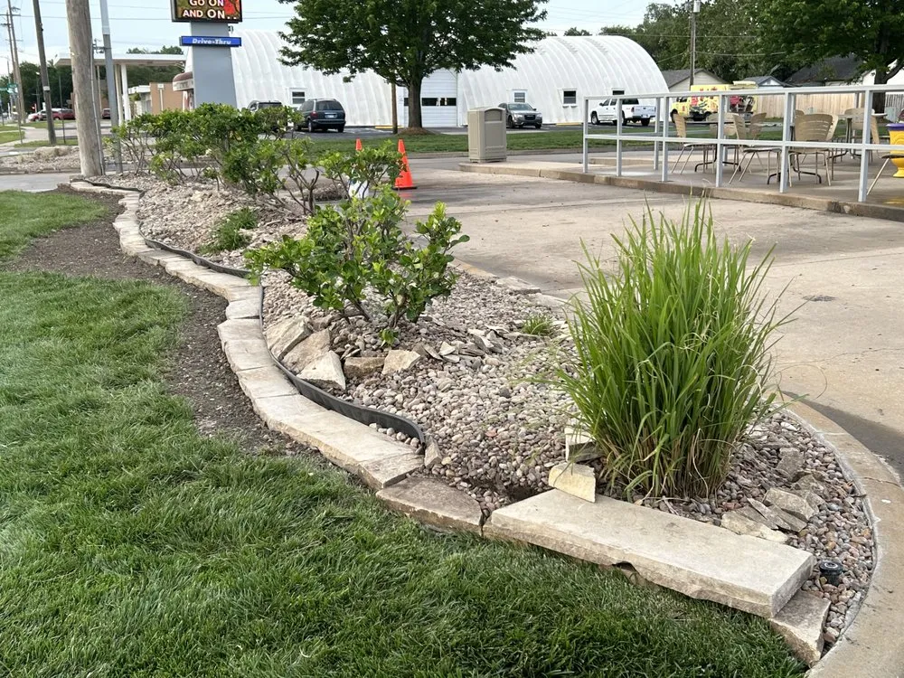 Trusted lawn care service in Wichita, KS - PRO Maintenance And Repair