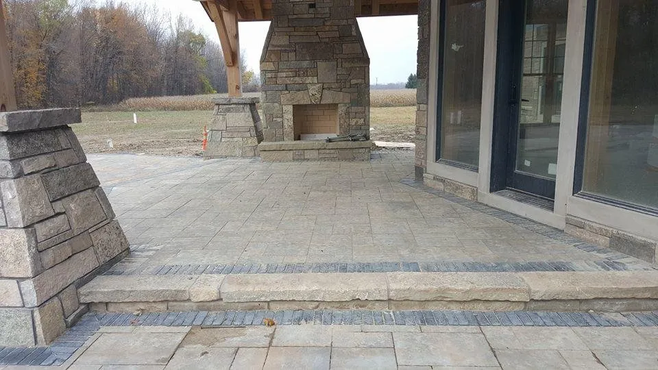 Expert residential landscaping experts serving Sterling Heights, MI - PRO-MO Lawn & Landscape