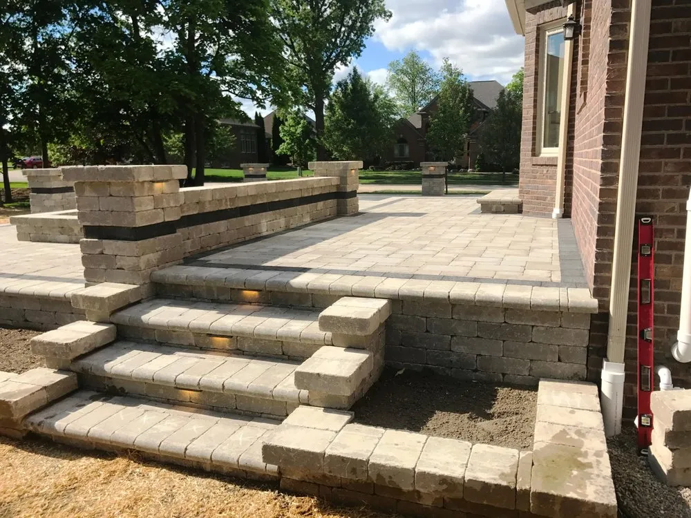 Trusted outdoor landscaping experts serving Sterling Heights, MI - PRO-MO Lawn & Landscape