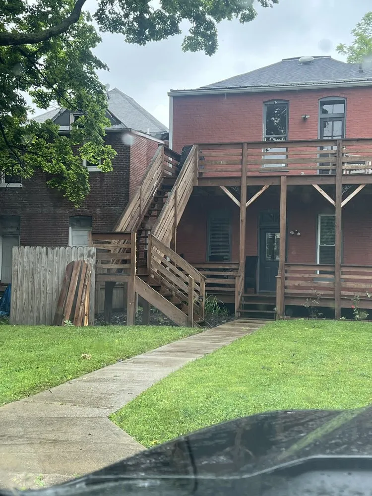 Professional residential landscaping experts serving Louisville, KY - Pro Mow Lawn Care