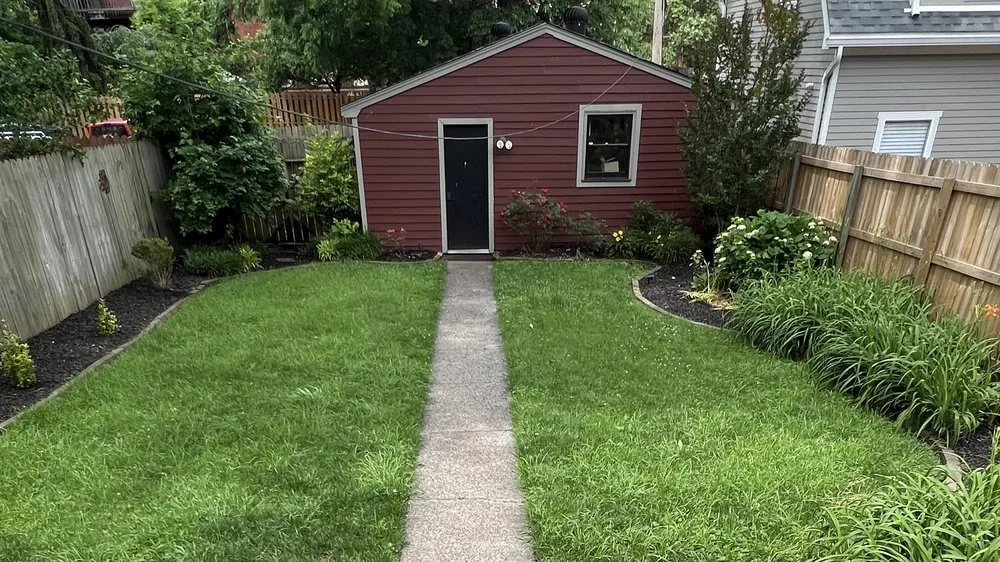 Reliable lawn mowing service in Louisville, KY - Pro Mow Lawn Care