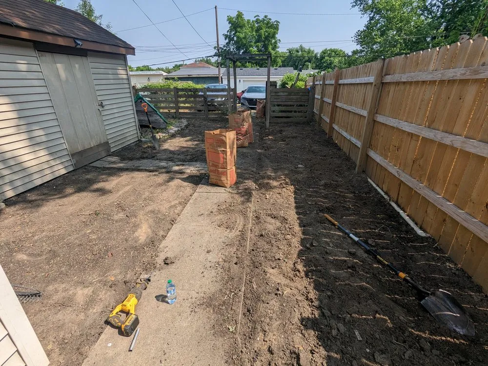 Local outdoor landscaping in Louisville, KY by Pro Mow Lawn Care