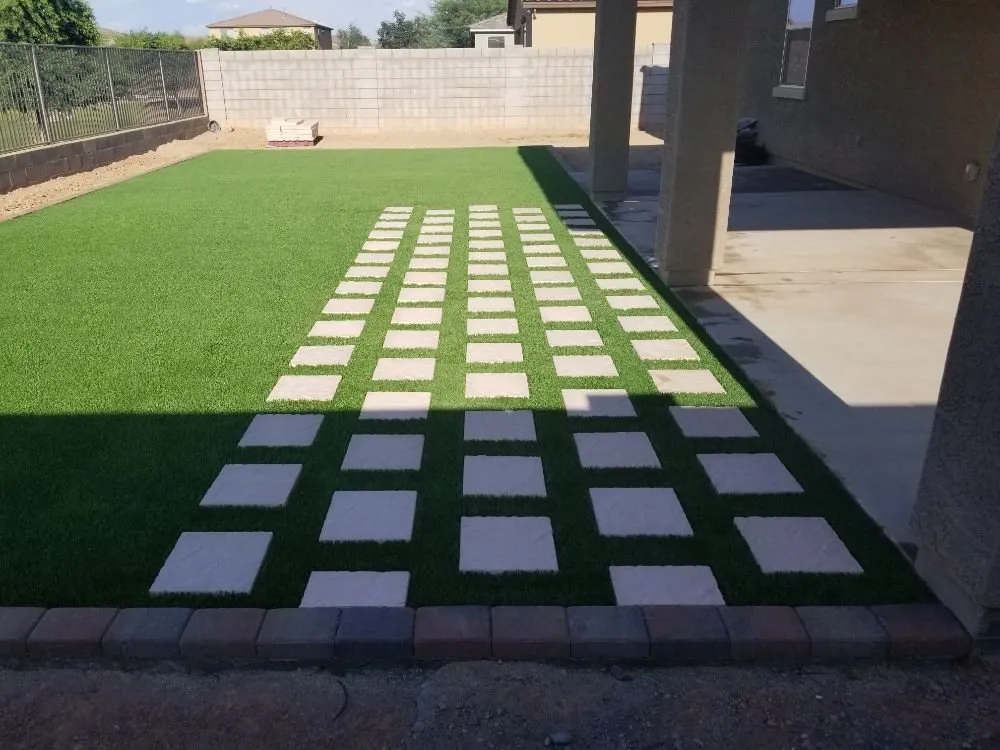 Local lawn care service with custom design in Phoenix, AZ by Pro Putt Construction